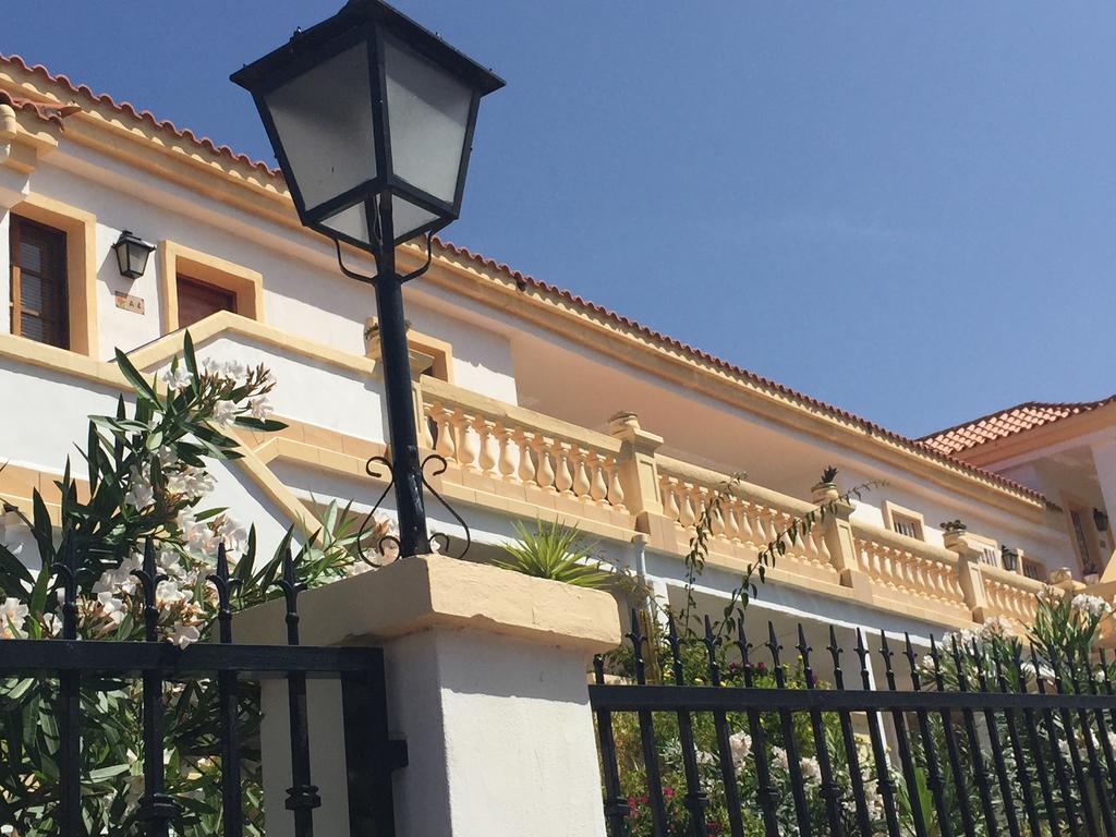 Costa Adeje Suite - Siam Park Area エクステリア 写真