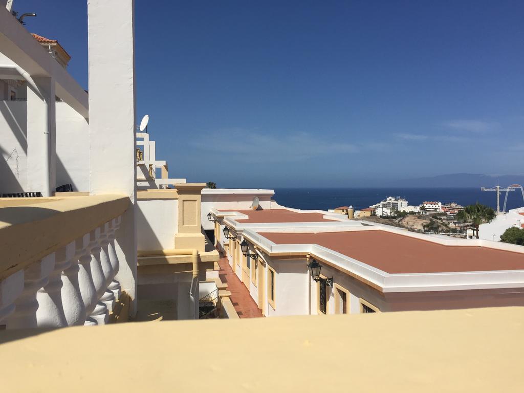 Costa Adeje Suite - Siam Park Area エクステリア 写真